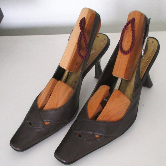 BCBGirls "Syndeez" Womens Brown Leather Slingback 3" Heel - Size 6M - Picture 5 of 8